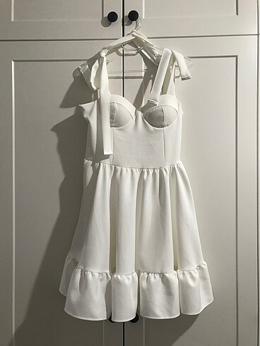 Beyaz balo/mezuniyet elbisesi - Görsel 2