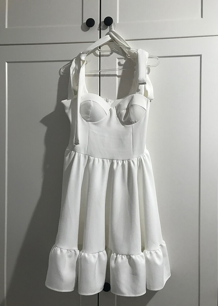 Beyaz balo/mezuniyet elbisesi - Görsel 2