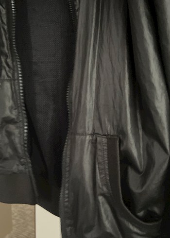 Siyah Kapüşonlu Fermuarlı Kadın Ceket - Görsel 4