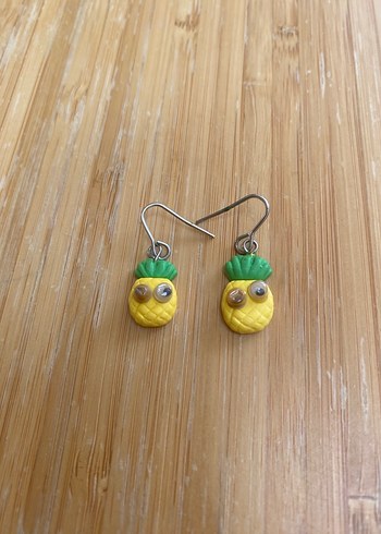 Sarı Ananas Figürlü Boncuklu Küpe