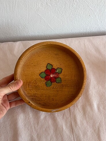 Ahşap tabak
