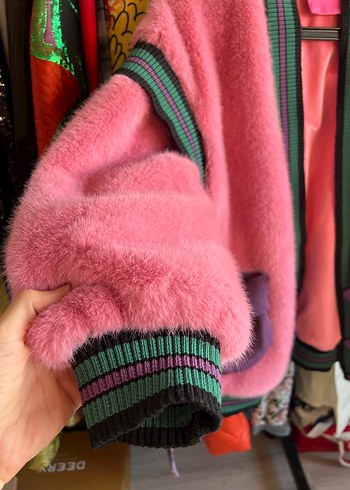 Diğer Pembe Peluş Detaylı Salaş Kadın Tasarım Mont