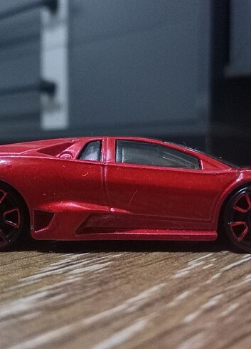  Beden Hasarsız Lamborghini reventon hiç bir şekilde hasari yok cizigi 