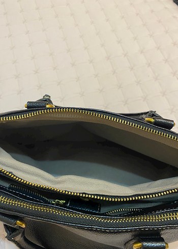 Siyah Deri Fermuarlı Kadın Çanta - Görsel 4