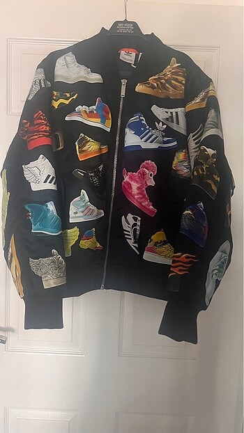 Adidas mont