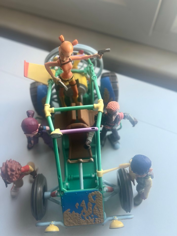 Araba/figür - Görsel 4