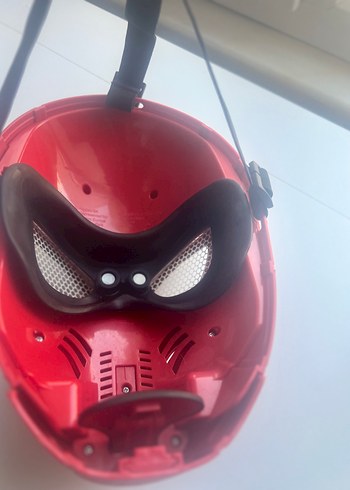 Siyah Aksiyon Figürü ve Örümcek Adam Maskesi - Görsel 7