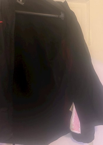 Kız Çocuk Siyah Yüksek Yakalı Ceket nıke orijinal ürün yağmurluk - Görsel 5