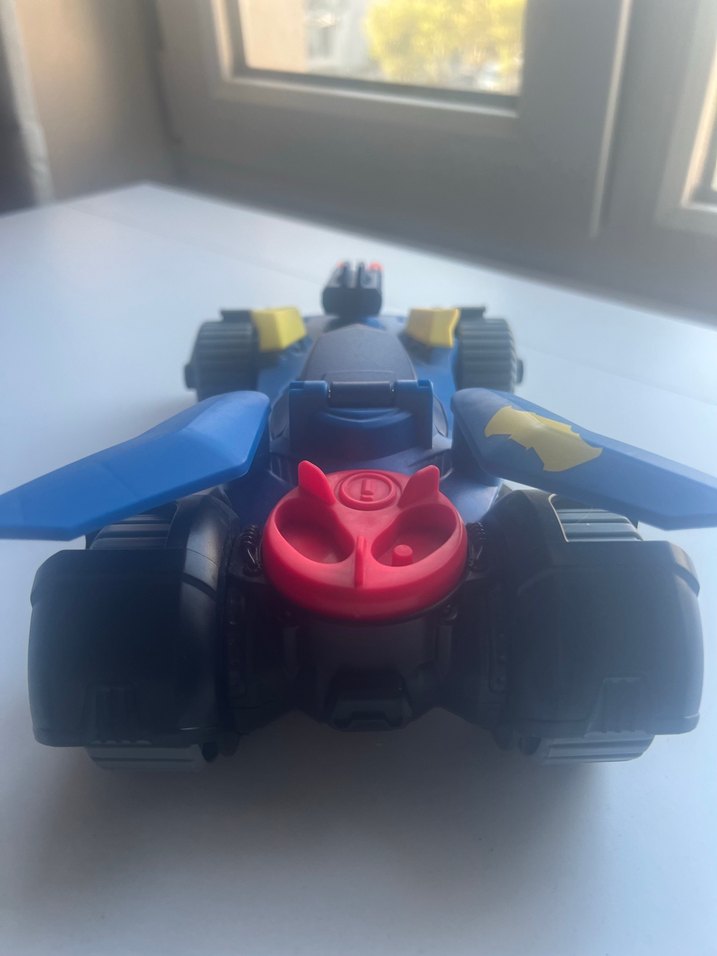 Mavi Batman Aksiyon Figürü ve Araç Seti - Görsel 3