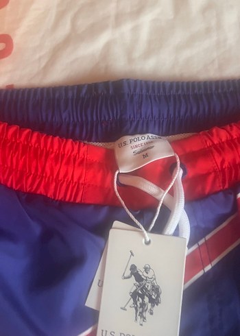 Kırmızı Kemerli Mini Erkek Deniz Şortu - Görsel 3