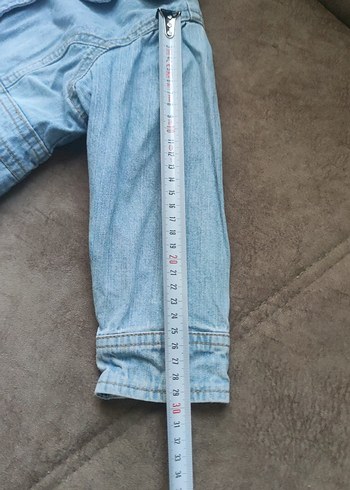 Nakışlı Düğmeli Mavi Denim Kız Ceketi - Görsel 6