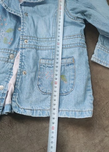 Nakışlı Düğmeli Mavi Denim Kız Ceketi - Görsel 4