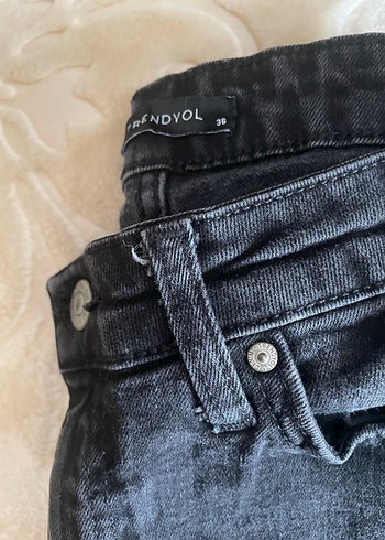 Trendyol 36 beden ispanyol paça siyah pantolon - Görsel 5