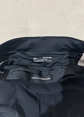 Under Armour Siyah Kadın Mini Spor Koşu Şort - Görsel 4