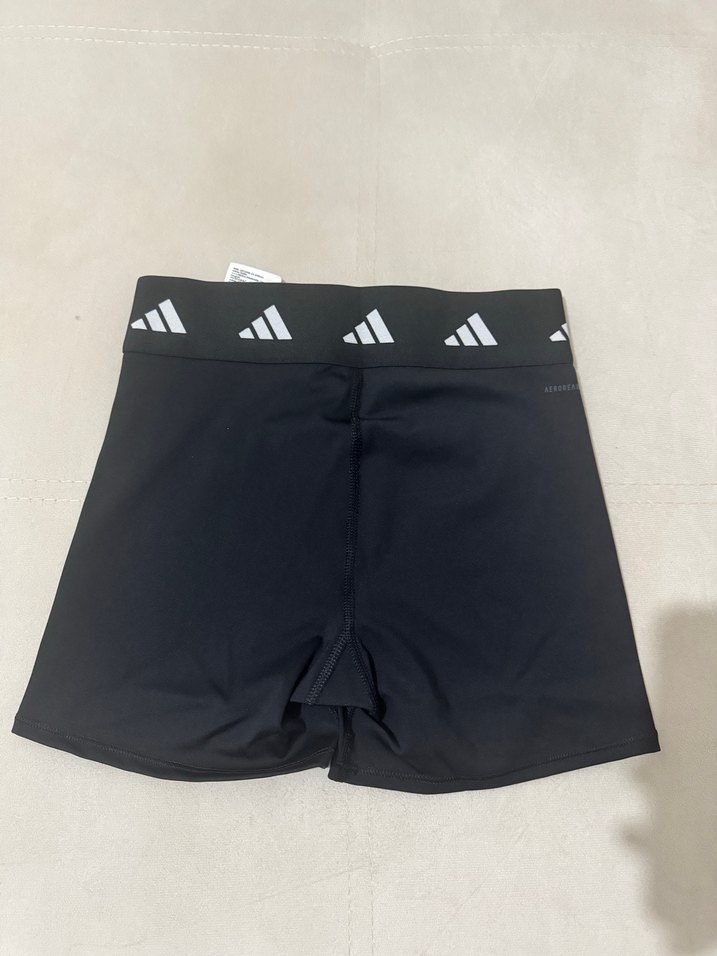 Adidas Aerodry Siyah Elastik Bel Mini Spor Şort - Görsel 2