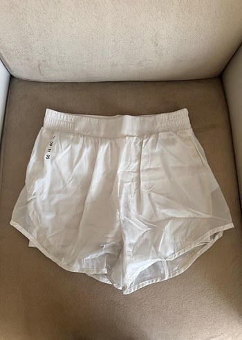 Nike Beyaz Mini Spor Koşu Şort - Görsel 2