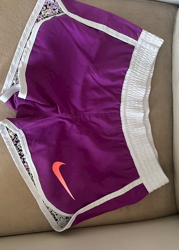 Nike Bağlama Desenli Kadın Mini Şort - Görsel 3