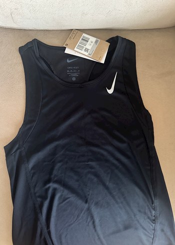 Siyah Nike Kadın Atlet - Görsel 3