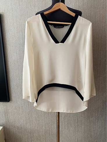 Zara Bluz