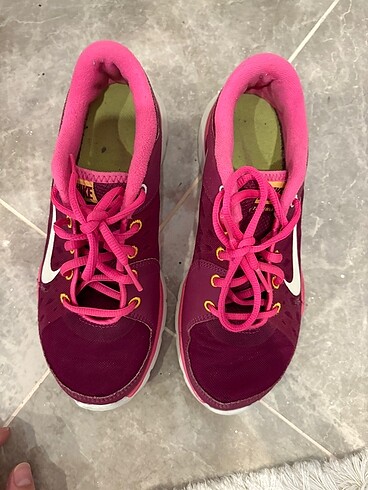38 Beden Orijinal nike spor ayakkabı