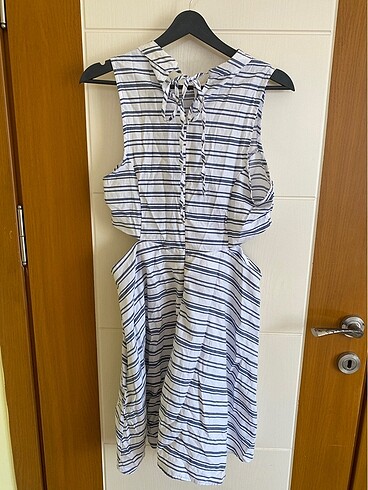 Trendyolmilla Cut out elbise