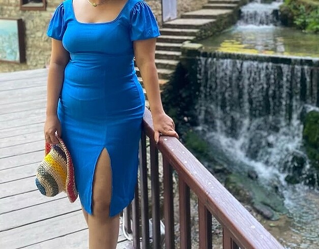 Trendyolmilla Mavi Yırtmaçlı Elbise