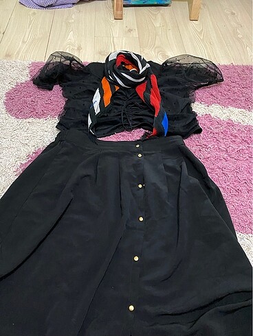 H&M crop üst, şal ve LTB etek
