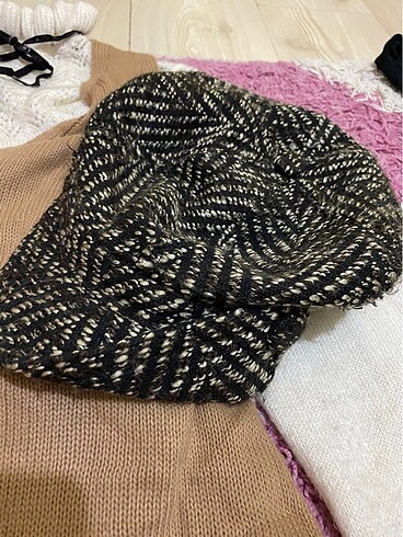 Trendyolmilla jile, krem kazak ve şapka 3lüsü - Görsel 6