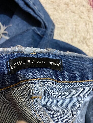 LCW Kot salopet ve çiçekli kazak, toka, çorap - Görsel 5