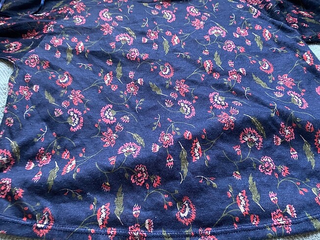 Koton çiçekli crop üst - Görsel 2