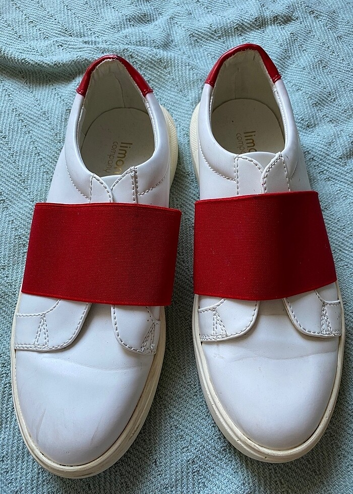 Boyner limon company kırmızı şerit detaylı ayakkabı - Görsel 3