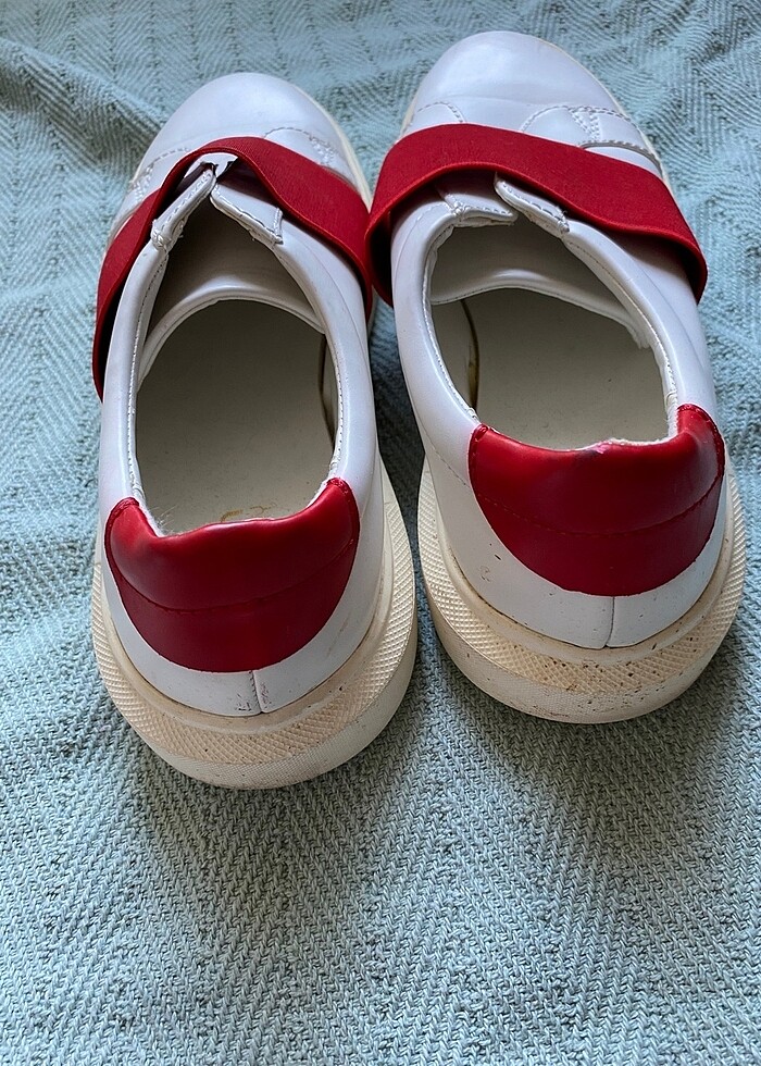 Boyner limon company kırmızı şerit detaylı ayakkabı - Görsel 4