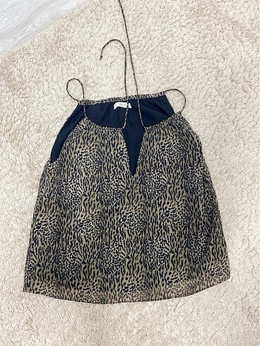Mango s beden askılı leopar bluz