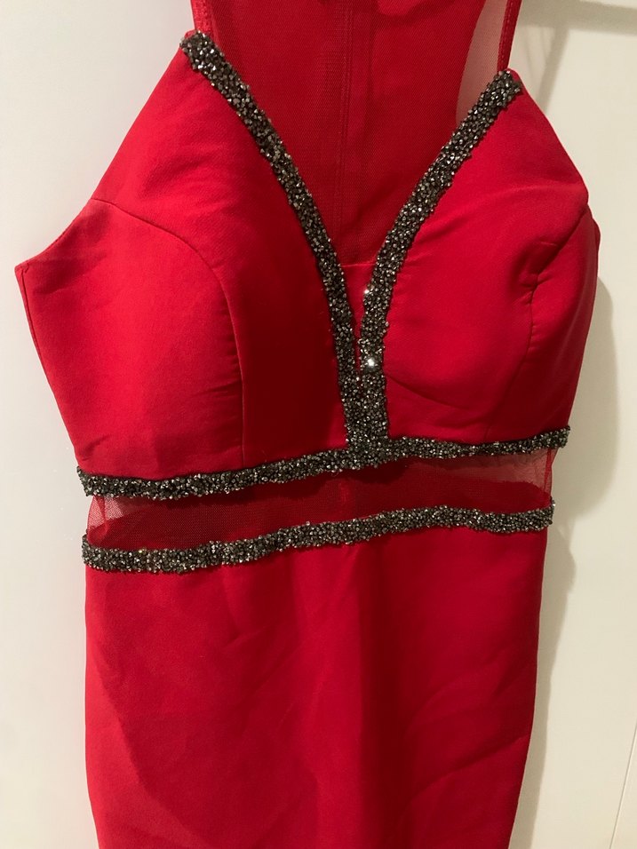 Kırmızı Krep Elbise - Görsel 5