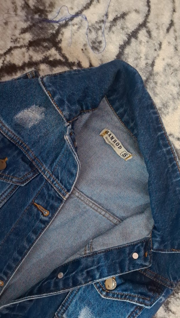 Düğmeli Uzun Kesim Kolsuz Denim Ceket - Görsel 2