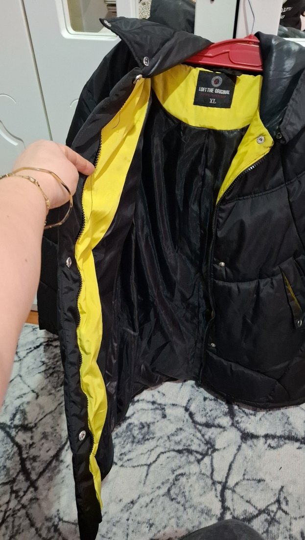 Siyah Midi Düğmeli Kadın Kışlık Mont - Görsel 4