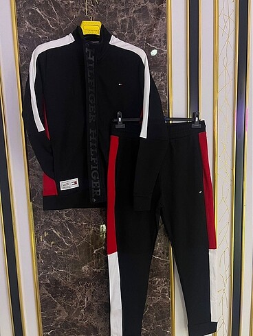 ????Tommy Hilfiger eşofman takımı