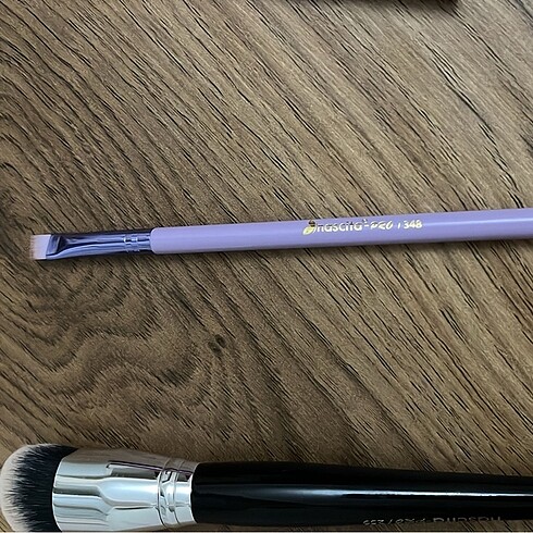 Fondöten far eyelinar fırçası