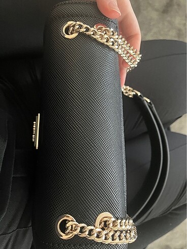 Guess Guess omuz çantası