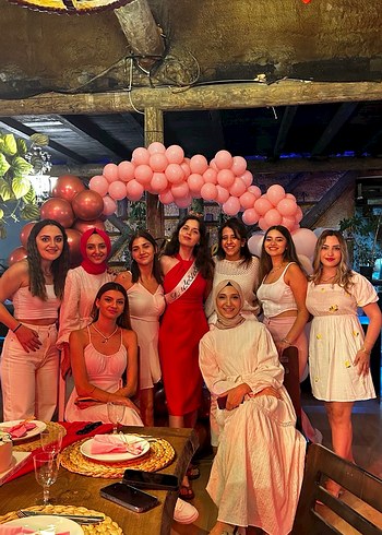 Kırmızı Drapeli V Yakalı Midi Elbise - Görsel 3