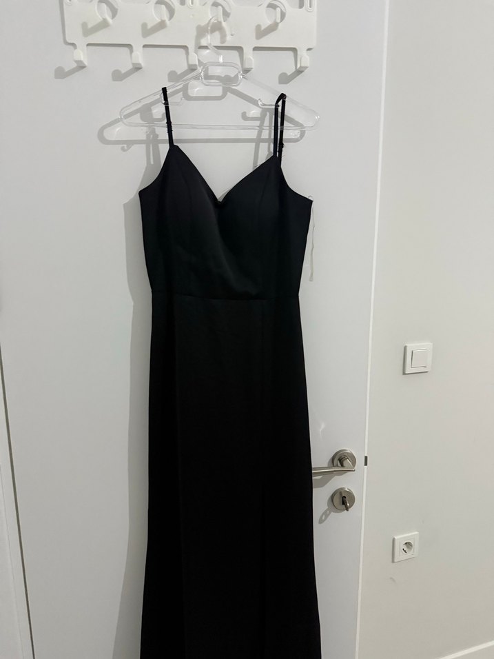 Siyah V Yakalı Uzun saten Elbise - Görsel 3