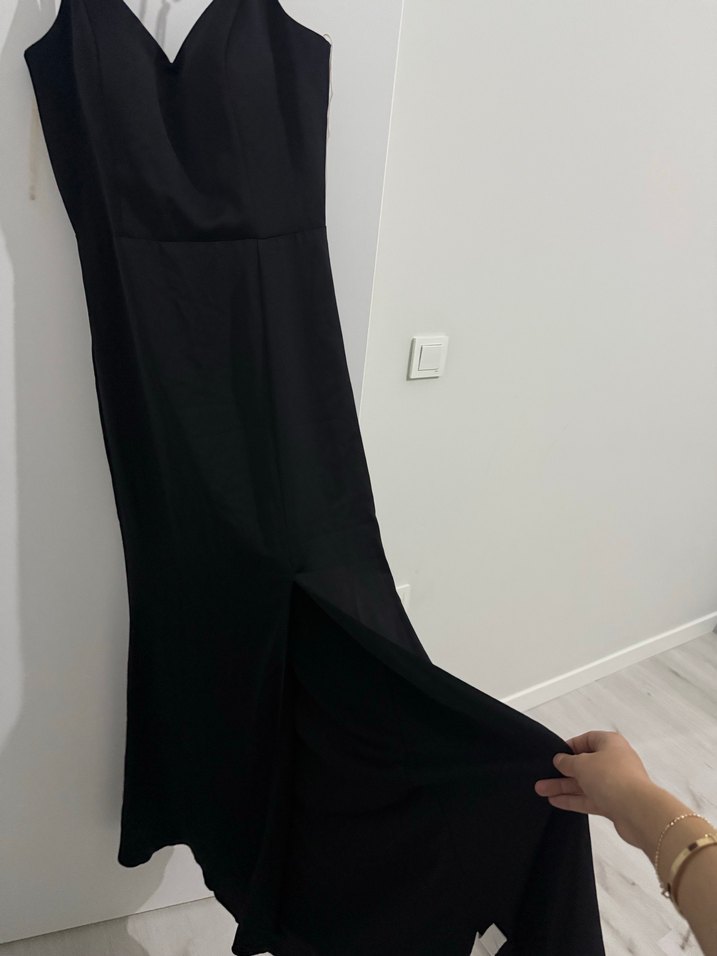 Siyah V Yakalı Uzun saten Elbise - Görsel 2