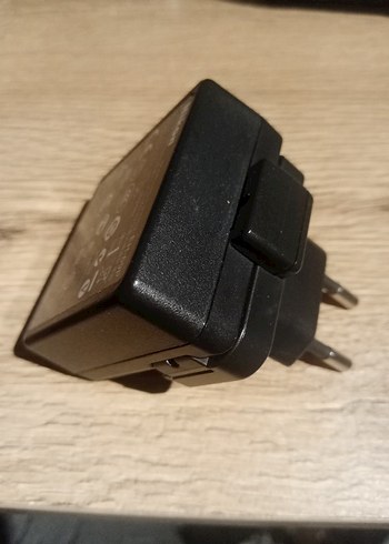 Nikon şarj adaptörü - Görsel 2