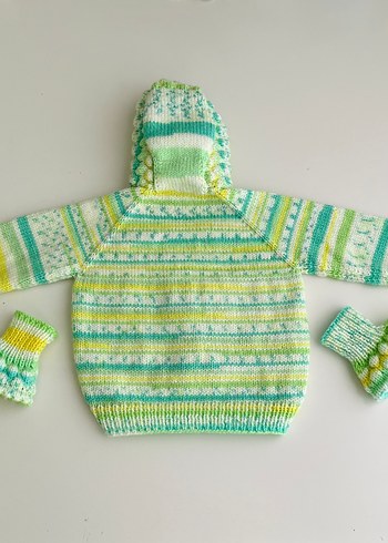 El Örgüsü Kapüşonlu Bonbon Bebek Hırkası ve Patiği - Görsel 3