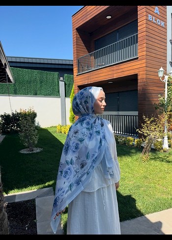 Mavi Bohem Tarz Drapeli Kadın Şal