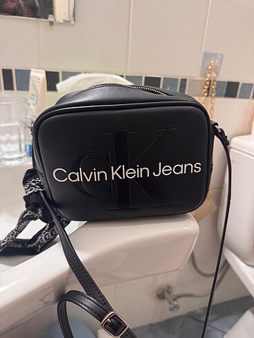 Calvin Klein Calvin Klein