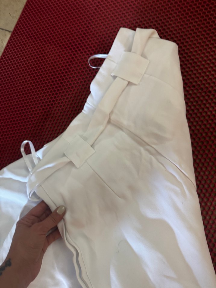 Beyaz Keten Kemerli Geniş Kesim Kadın Pantolon - Görsel 3