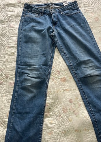 Levis Mavi Denim Jean