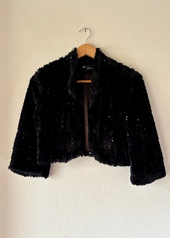 Adil Işık universal