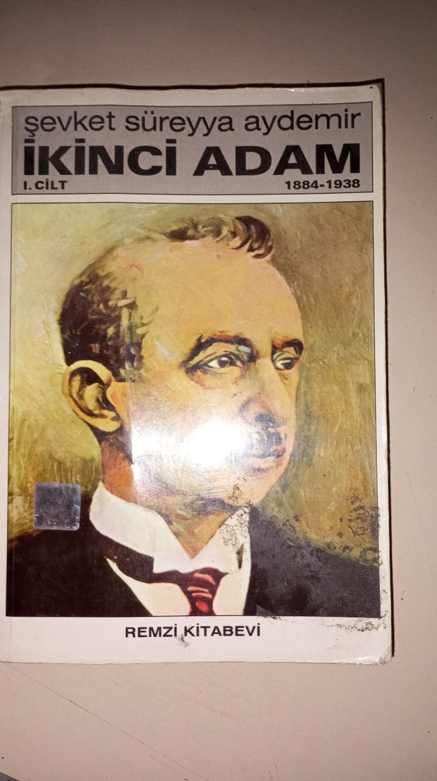 İkinci Adam 1. Cilt - Şevket Süreyya Aydemir - Görsel 2
